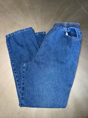 Vintage Chic High Waisted Elastic Waist Mom Jeans - 8 Petite